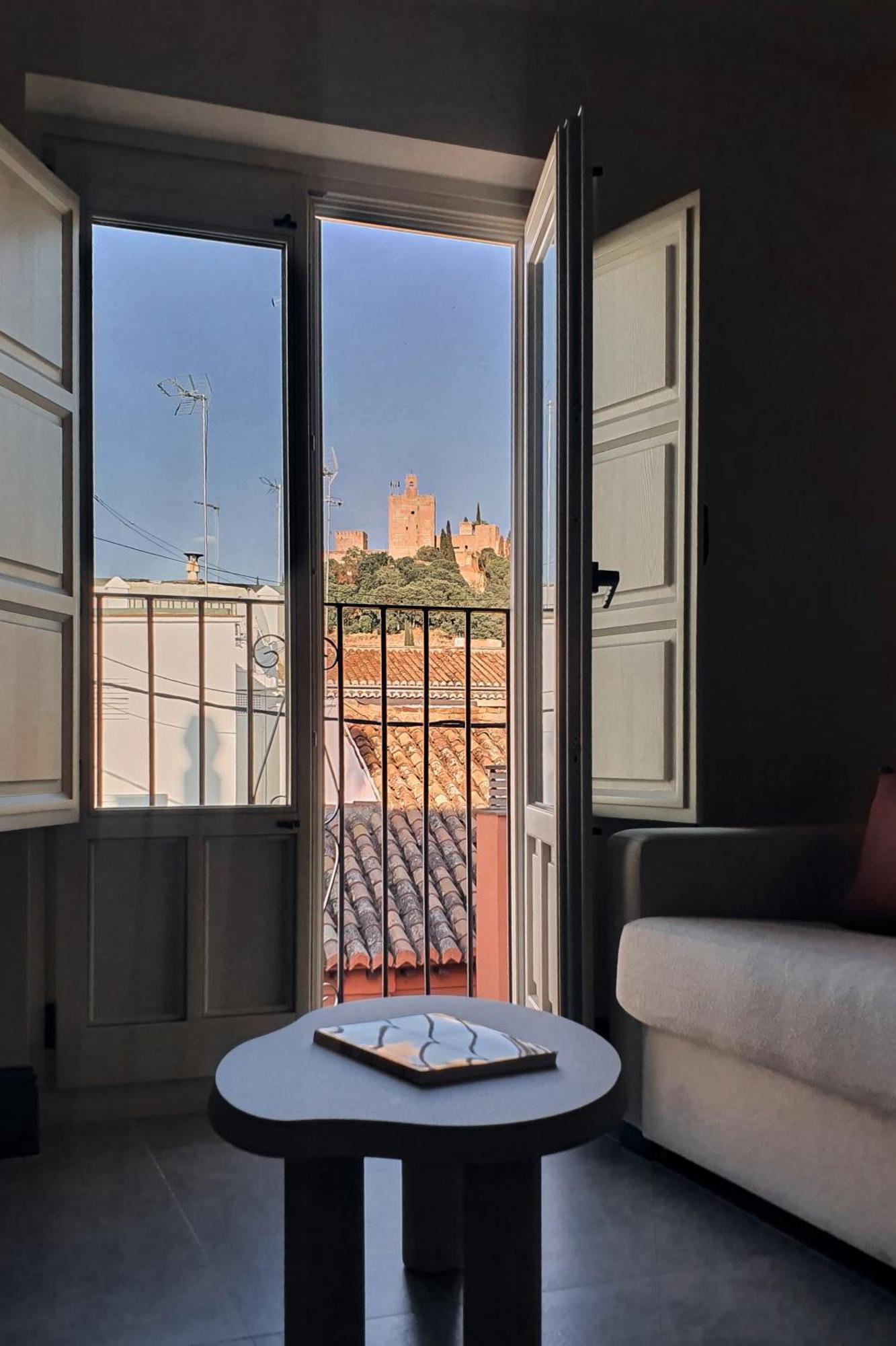 Апартаменты U-Sense Granada Gran Via Экстерьер фото