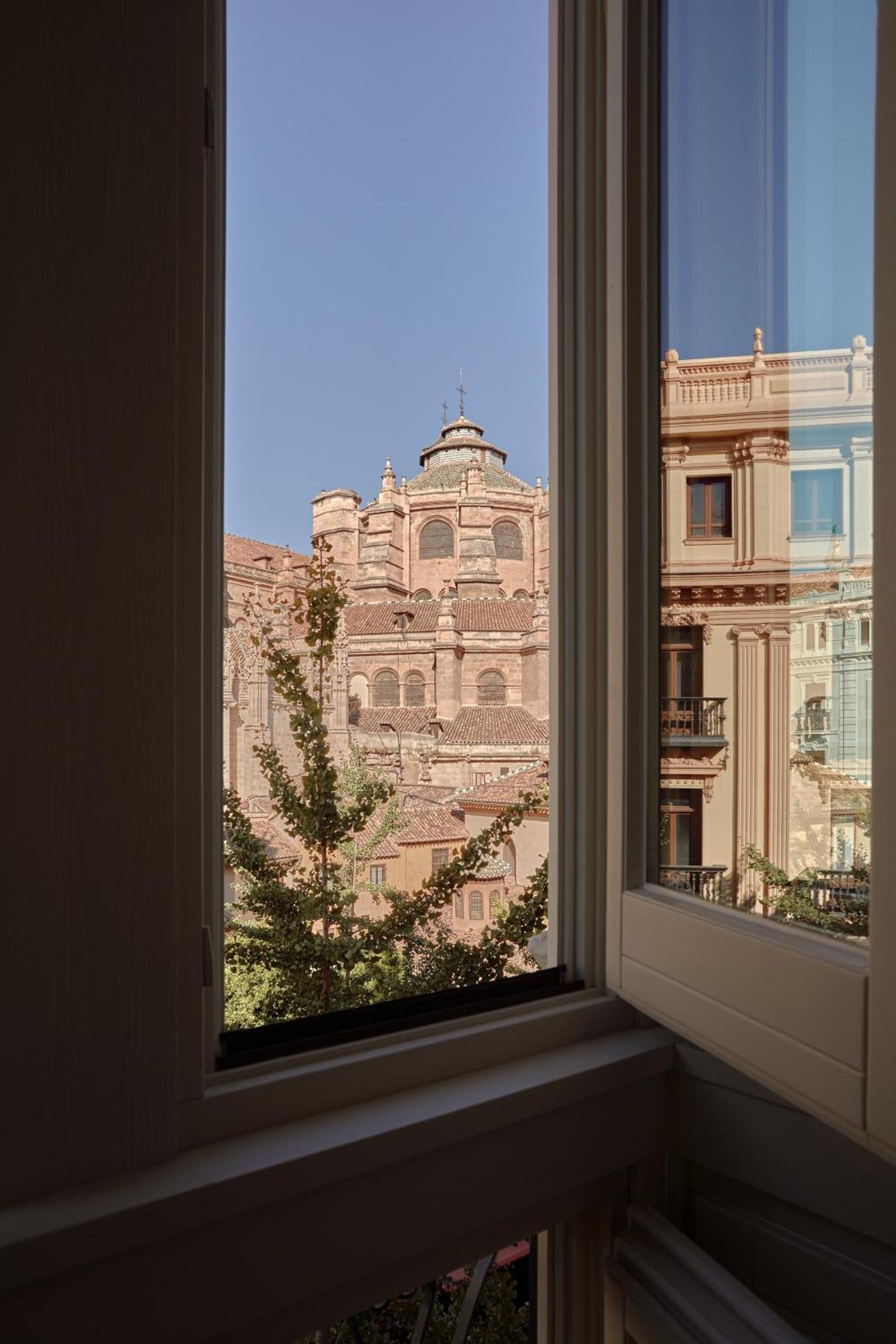 Апартаменты U-Sense Granada Gran Via Экстерьер фото